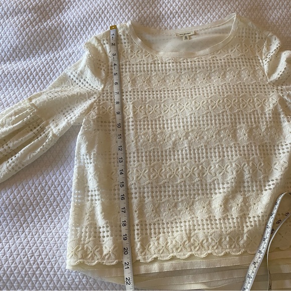 Max Studio Women Semi Sheer Ivory Long Sleeve Eyelet Blouse Size M - Picture 15 of 16